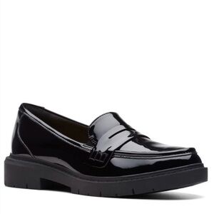 Clarks Women's Westlynn Ayla Wide Loafer Size 8.5W